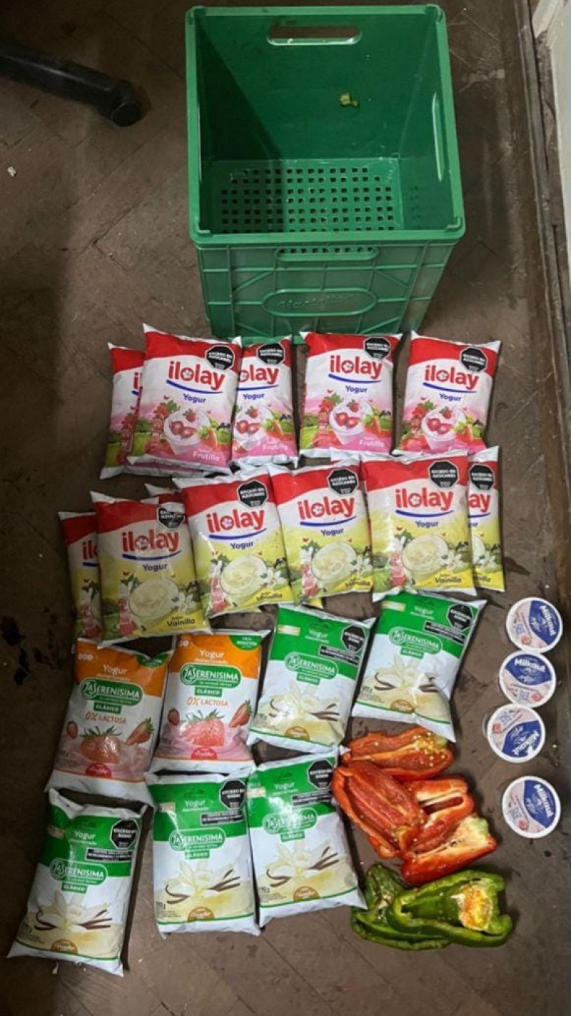 Dos aprehendidos tras robar 26 yogures en un supermercado